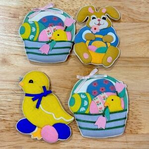 4 VINTAGE COLORFUL EASTER EGGS BUNNY RABBITS FRIDGE MAGNETS Cloth